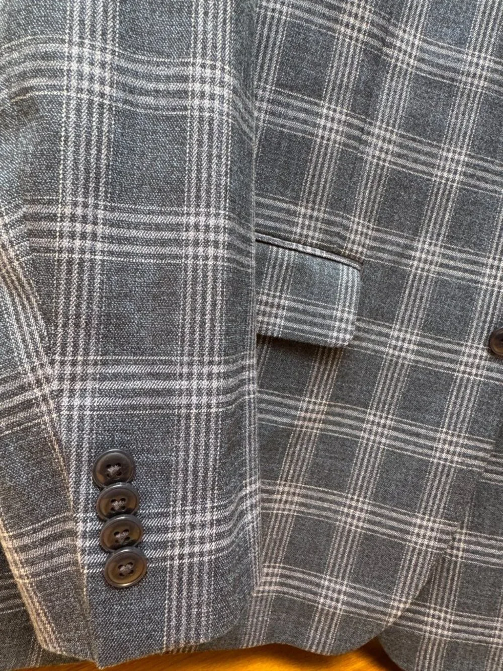 Michael Kors 42R Men’s Blue Plaid Blazer